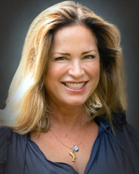 Portrait of Lolita C. Zinke, Senior Vice President of U.S. Institutional Affairs and Strategic Partnerships at LYDIAN AI.